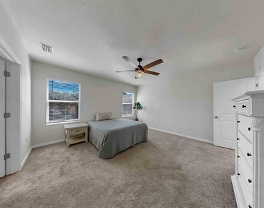 16454 Woodside Glen - Photo Thumbnail 28