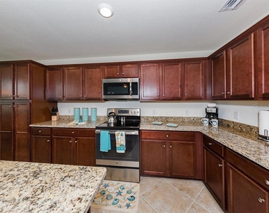 16904 Vardon Terrace - Photo Thumbnail 21