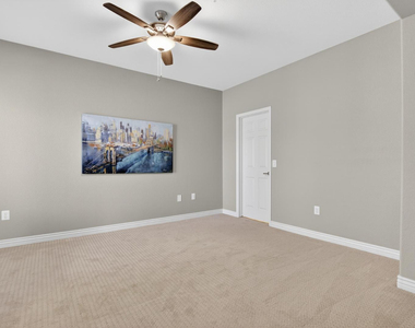 7401 W Arrowhead Clubhouse Drive - Photo Thumbnail 15