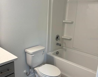 8629 Daybreak Street - Photo Thumbnail 6