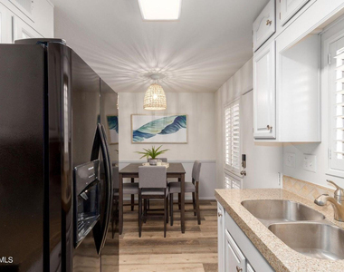 4630 N 68th Street - Photo Thumbnail 12