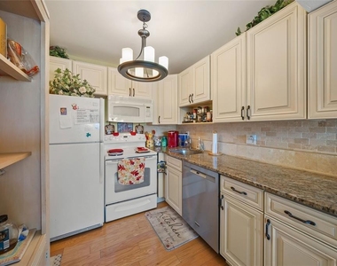 7193 W Country Club Drive N - Photo Thumbnail 17