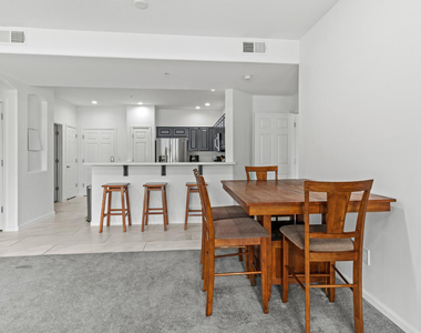 14000 N 94th Street - Photo Thumbnail 14