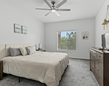 14000 N 94th Street - Photo Thumbnail 25