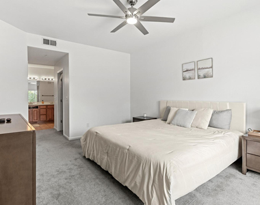 14000 N 94th Street - Photo Thumbnail 9
