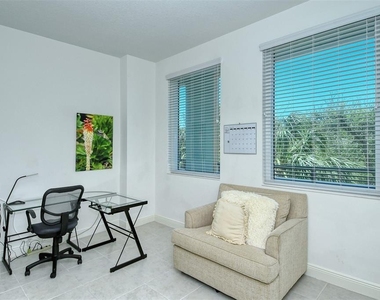 800 N Tamiami Trail - Photo Thumbnail 26