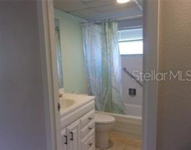 1811 Bedford Lane - Photo Thumbnail 19