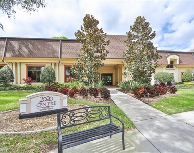 1811 Bedford Lane - Photo Thumbnail 24