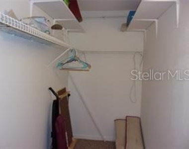 1811 Bedford Lane - Photo Thumbnail 15