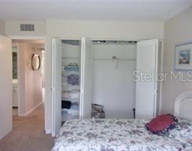 1811 Bedford Lane - Photo Thumbnail 18