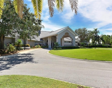 9300 Clubside Circle - Photo Thumbnail 15