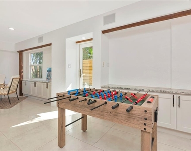 681 Avenida De Mayo - Photo Thumbnail 24