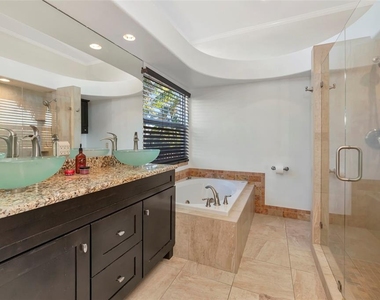 681 Avenida De Mayo - Photo Thumbnail 38