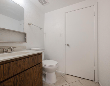 7314 N 43rd Avenue - Photo Thumbnail 9