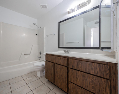 7314 N 43rd Avenue - Photo Thumbnail 12