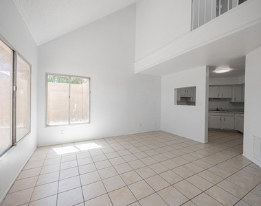 7314 N 43rd Avenue - Photo Thumbnail 5