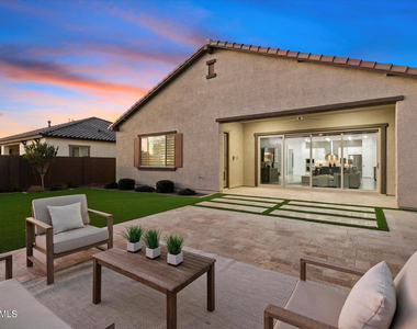 7403 W Lisbon Lane - Photo Thumbnail 2