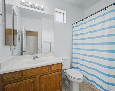 15235 W Windward Avenue - Photo Thumbnail 26