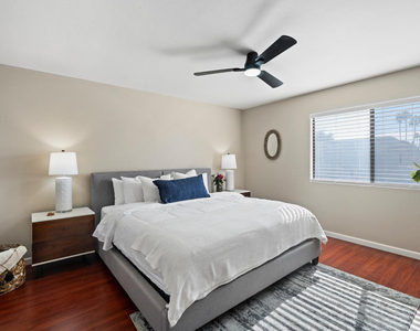 7339 E Northland Drive - Photo Thumbnail 17