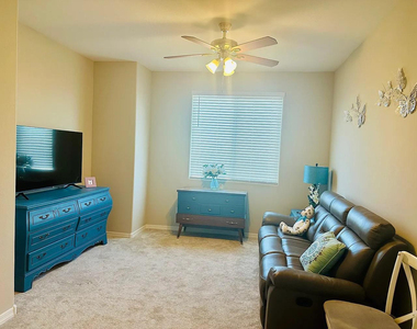 10965 W Baden Street - Photo Thumbnail 18