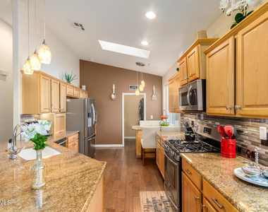 3341 E Fremont Road - Photo Thumbnail 32