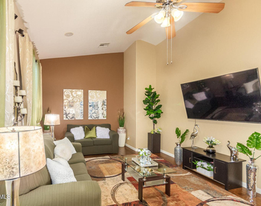 3341 E Fremont Road - Photo Thumbnail 38