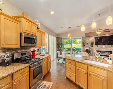 3341 E Fremont Road - Photo Thumbnail 12