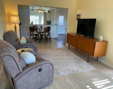 15619 W Vista Grande Lane - Photo Thumbnail 11