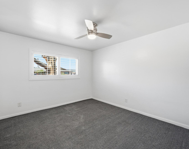 8639 E Virginia Avenue - Photo Thumbnail 13