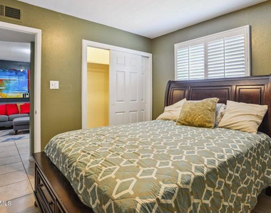8046 E Oak Street - Photo Thumbnail 16
