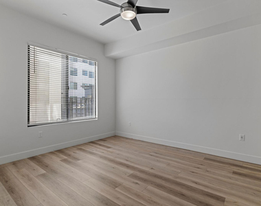 7300 E Earll Drive - Photo Thumbnail 69