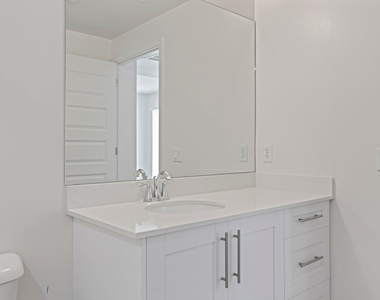 7300 E Earll Drive - Photo Thumbnail 43