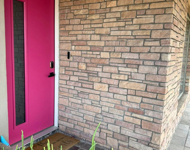 11035 N 32nd Street - Photo Thumbnail 14