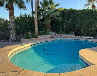 11035 N 32nd Street - Photo Thumbnail 15