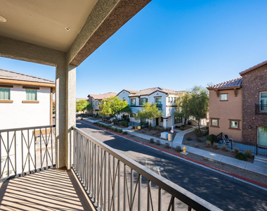 2750 S Voyager Drive - Photo Thumbnail 13
