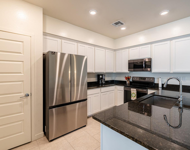 2750 S Voyager Drive - Photo Thumbnail 3