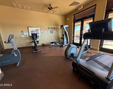 5036 E Catalina Court - Photo Thumbnail 16