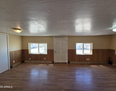 1469 W Virgil Drive - Photo Thumbnail 27