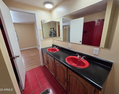 1469 W Virgil Drive - Photo Thumbnail 22