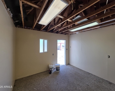 1469 W Virgil Drive - Photo Thumbnail 43