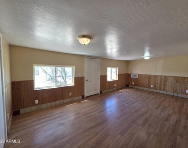 1469 W Virgil Drive - Photo Thumbnail 25