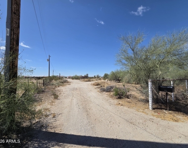 1469 W Virgil Drive - Photo Thumbnail 49
