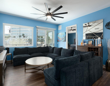 3131 N Central - Photo Thumbnail 6