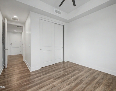 3131 N Central - Photo Thumbnail 31