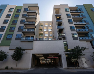 3131 N Central - Photo Thumbnail 43