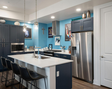 3131 N Central - Photo Thumbnail 5