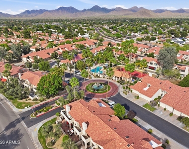 11515 N 91st Street - Photo Thumbnail 33