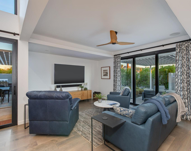 1341 E Pomelo Grove Lane - Photo Thumbnail 6