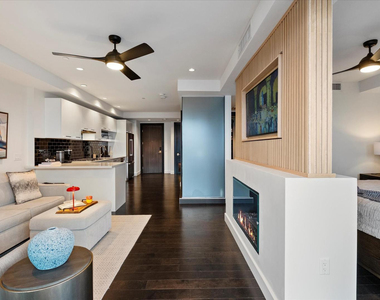 4422 N 75th Street - Photo Thumbnail 12
