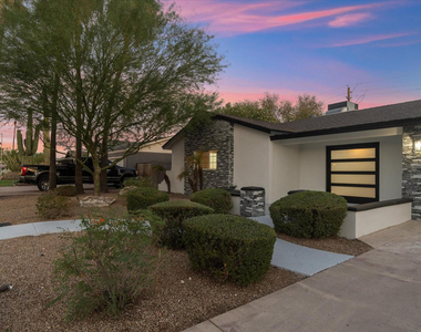 8525 E Clarendon Avenue - Photo Thumbnail 66